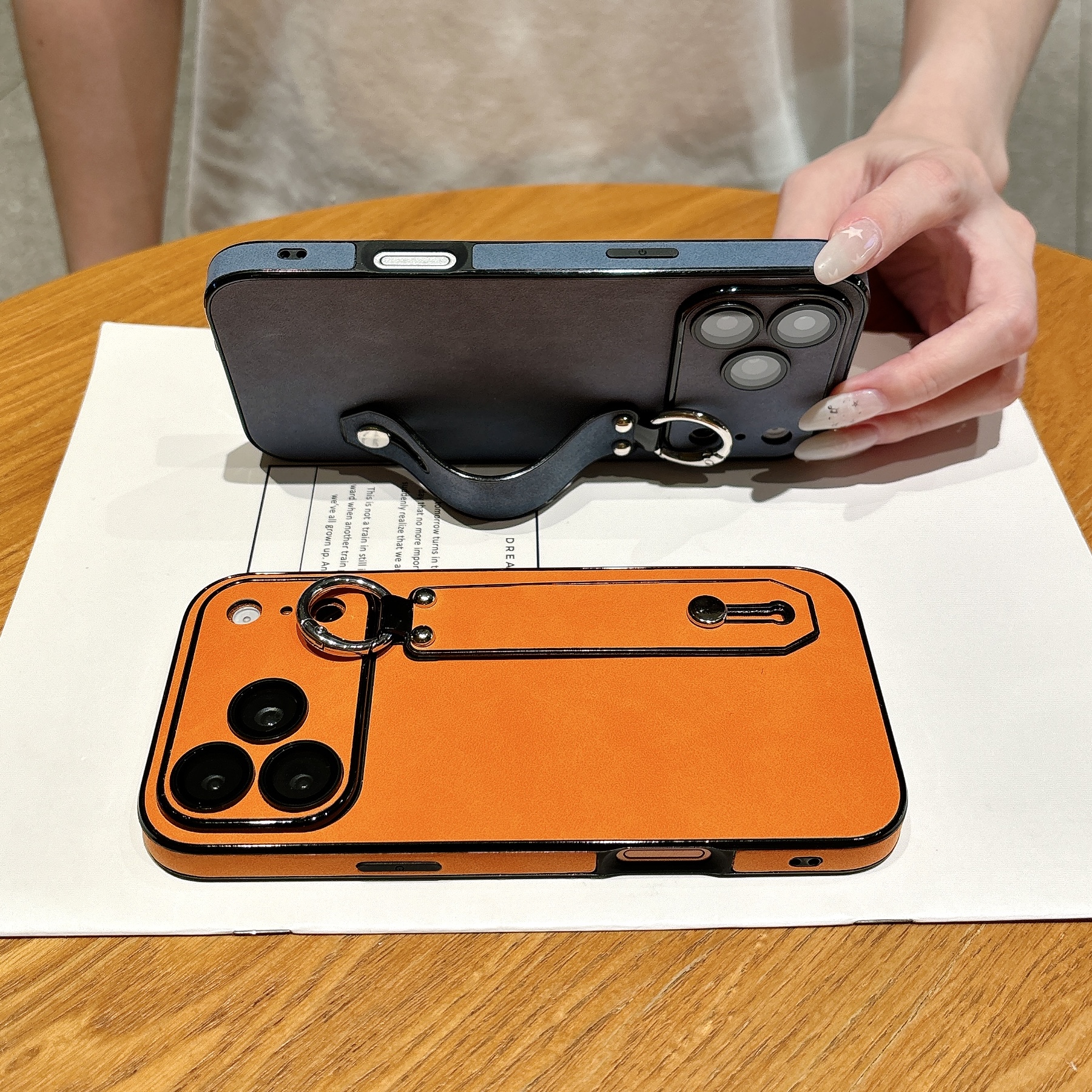 Suede Leather Wrist Strap Hold - Phone Cases With Straps のレビューと価格