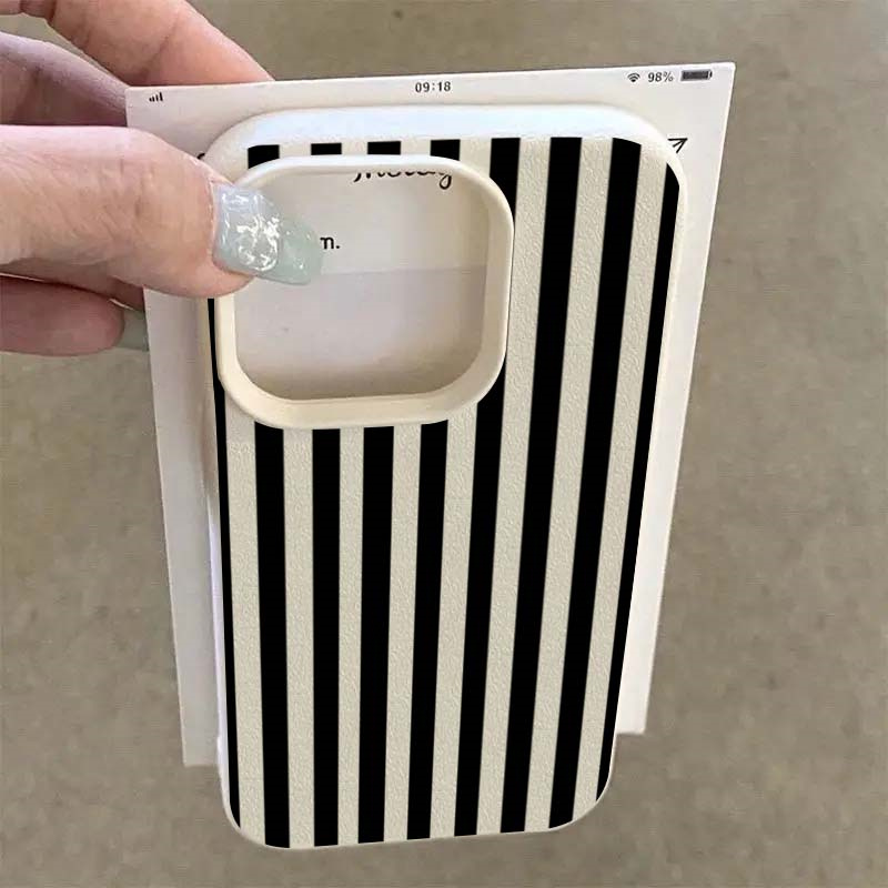 Colorful Striped Minimalist IN - Phone Cases Unique のレビューと価格