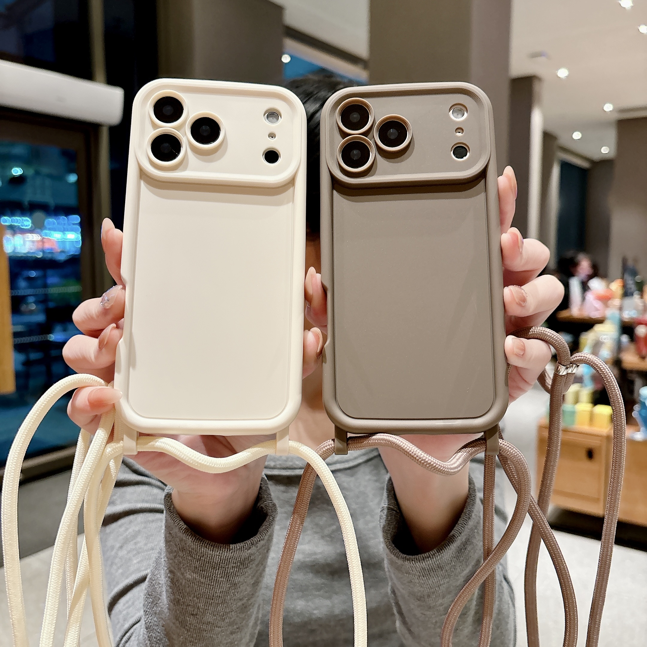 Phone Case For iPhone 17 16 15 - Phone Cases With Straps のレビューと価格